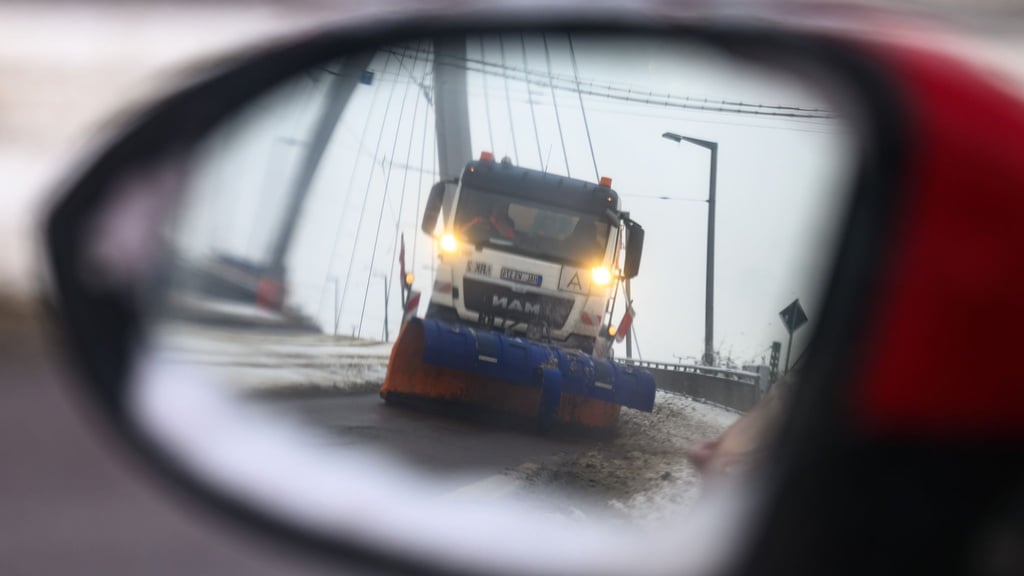 Vor allem der Norden von Sachsen-Anhalt ist von Winterwetter betroffen.