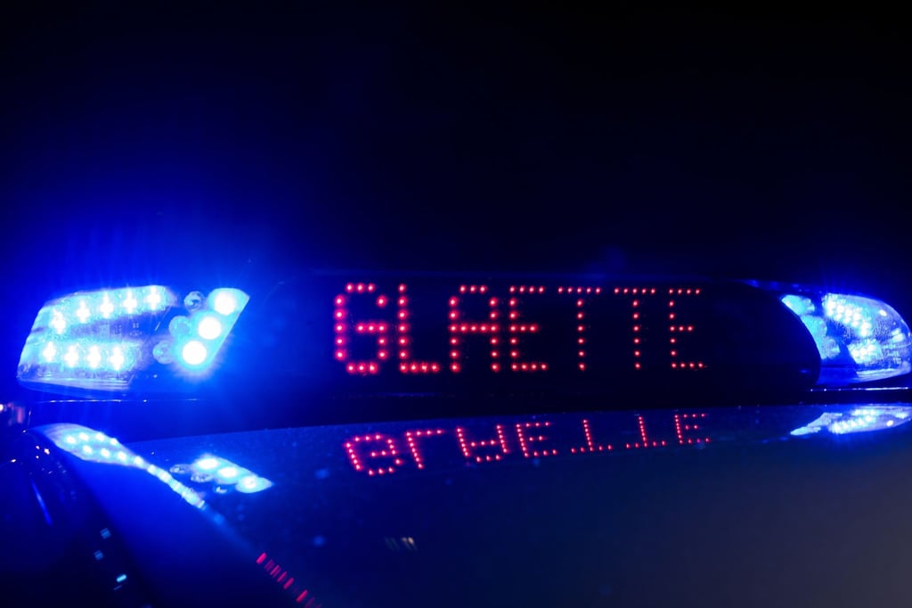 Der Deutsche Wetterdienst (DWD) hatte vor Glätte gewarnt. (Archivbild)