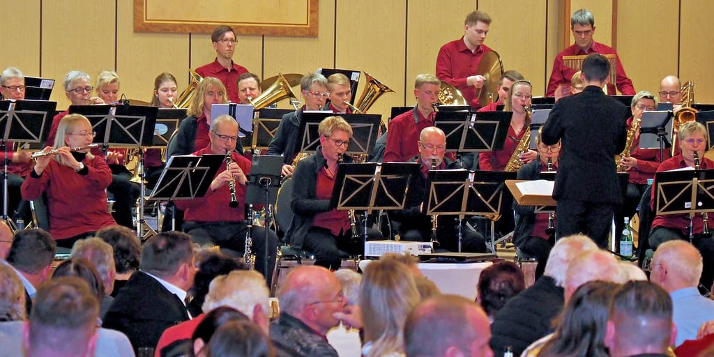 Zu allen Neujahrsempfängen in Dardesheim  hat das örtliche Stadtorchester aufgespielt. 2006 noch unter Leitung seines Begründers Siegfried Hinsche, heute unter Alexander Ditas. 