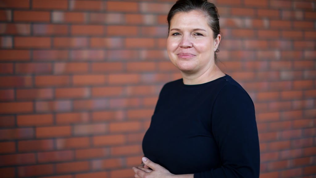 Landesjustizministerin Franziska Weidinger (CDU) befürwortet eine Diskussion um die Strafbarkeit heimlicher Nacktfotos.