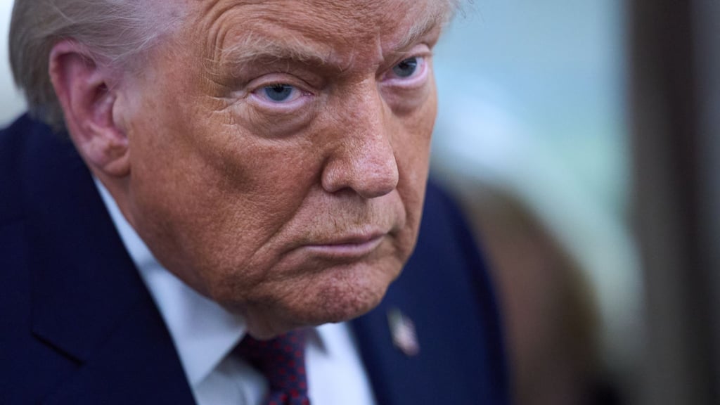 Die USA haben nach Worten Trumps eine „Armada“ nahe dem Iran stationiert. (Archivbild)