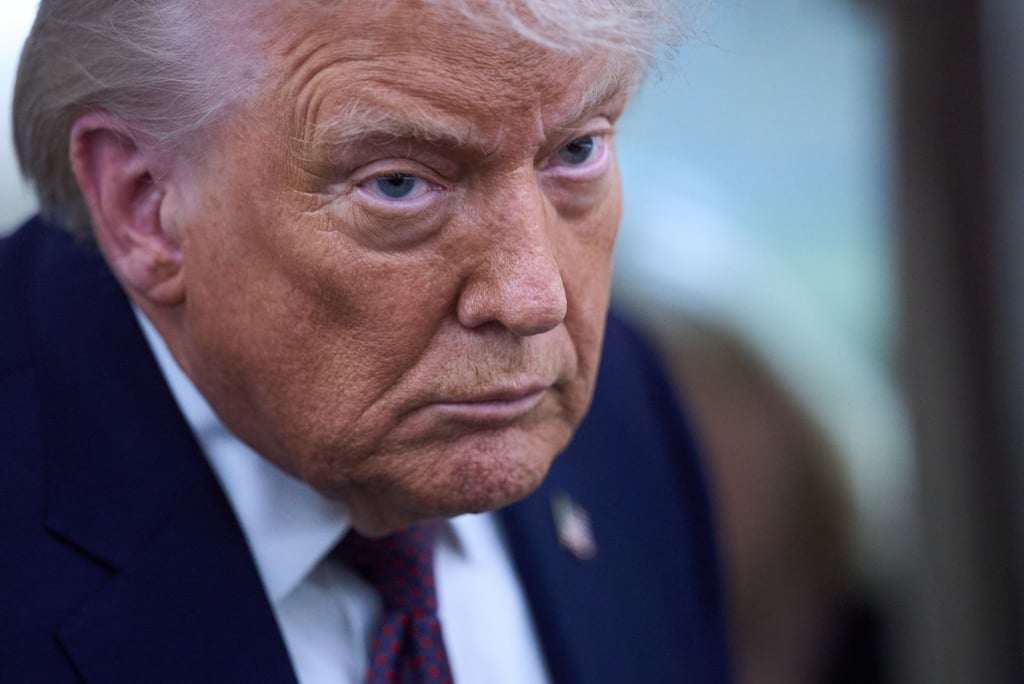 Die USA haben nach Worten Trumps eine „Armada“ nahe dem Iran stationiert. (Archivbild)