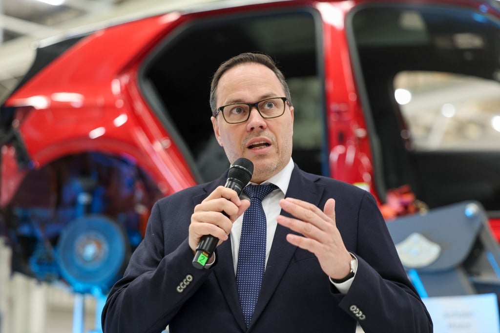 Sachsens Wirtschaftsminister Dirk Panter sieht im EU-Indien-Abkommen neue Chancen für die regionale Industrie. (Archivbild)