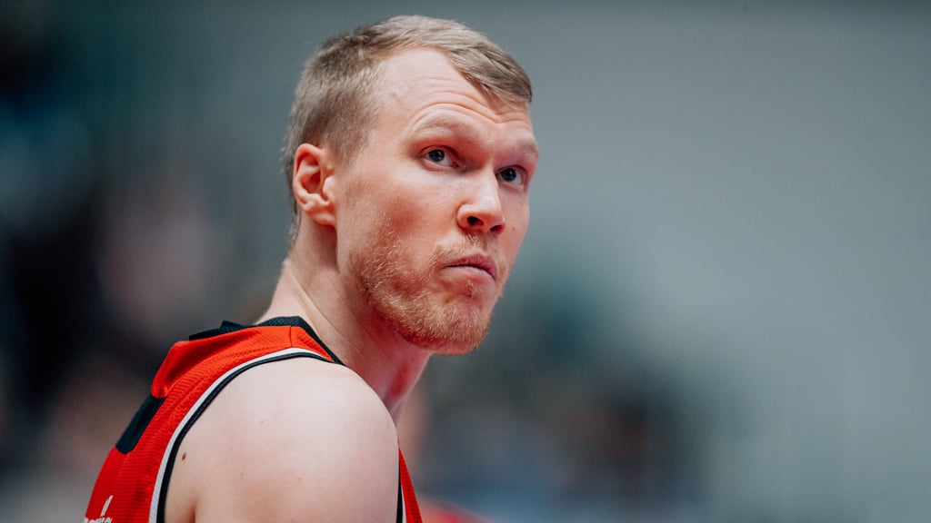 Hatte nicht mal ein eigenes Jersey, sondern trug das des verletzten Benjamin Koppke: Modestas Paulauskas.