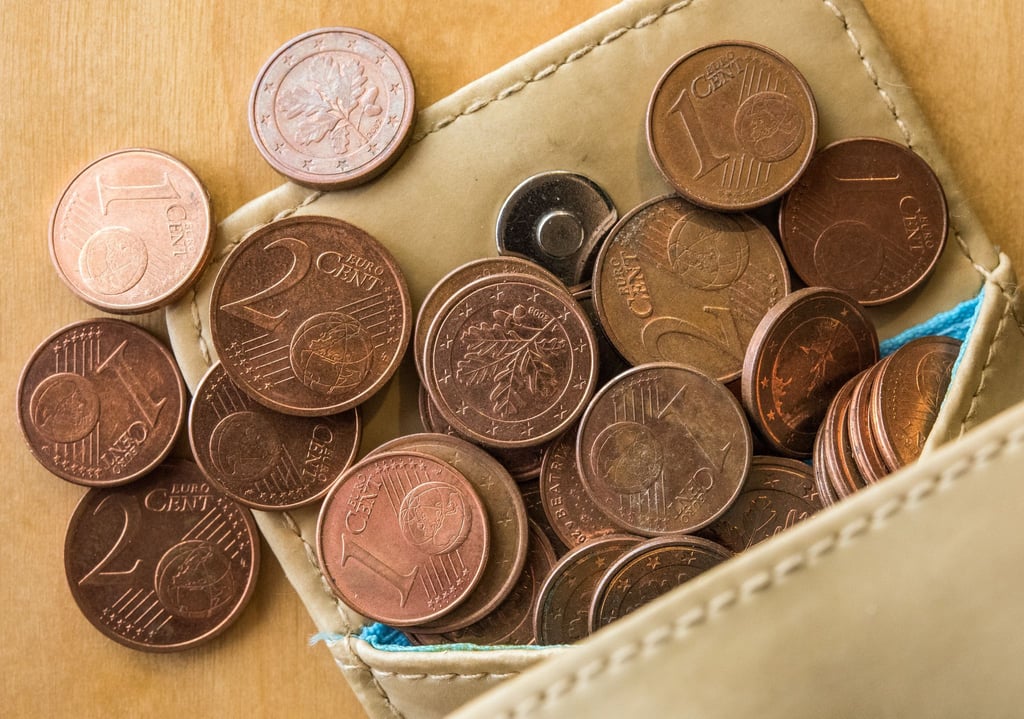 Die Zahl überschuldeter Verbraucher in Brandenburg ist im vergangenen Jahr leicht gestiegen. (Symbolbild)