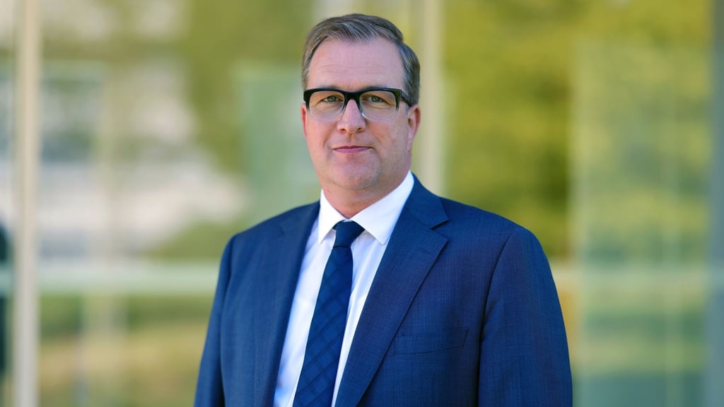 Gesundheitsdezernent Alexander Erbert (CDU) ist neuer Landrat in Oberspreewald-Lausitz.