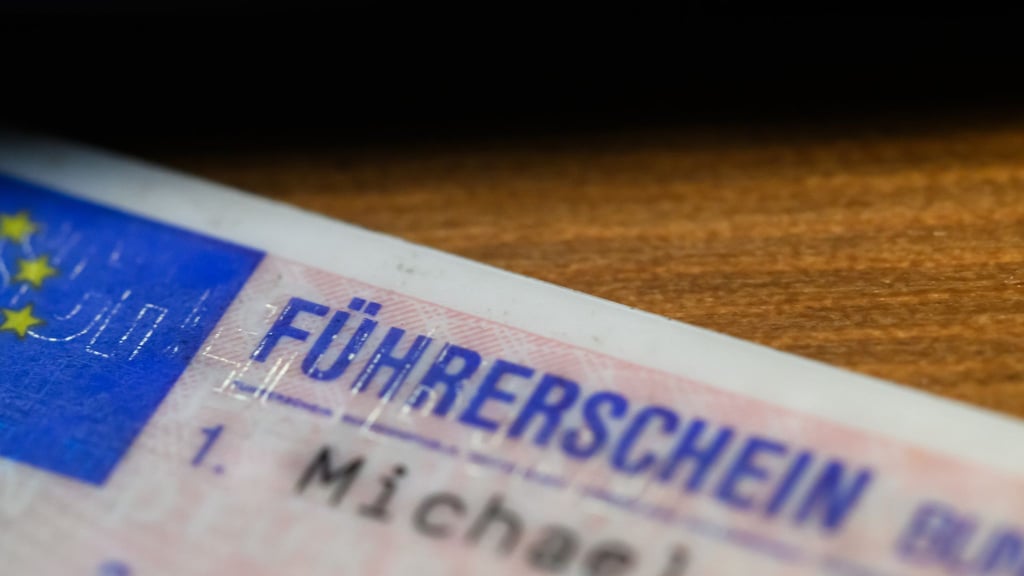 Die Führerscheinkosten sind in den vergangenen Jahren gestiegen. (Symbolbild)