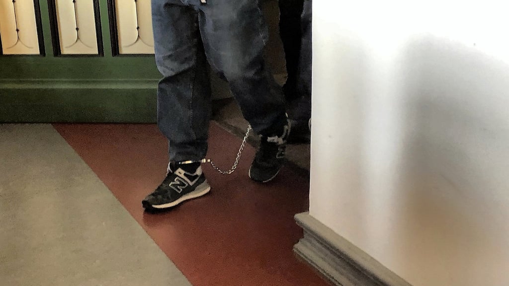 Der Angeklagte ist seit Mai in Untersuchungshaft (Symbolfoto).