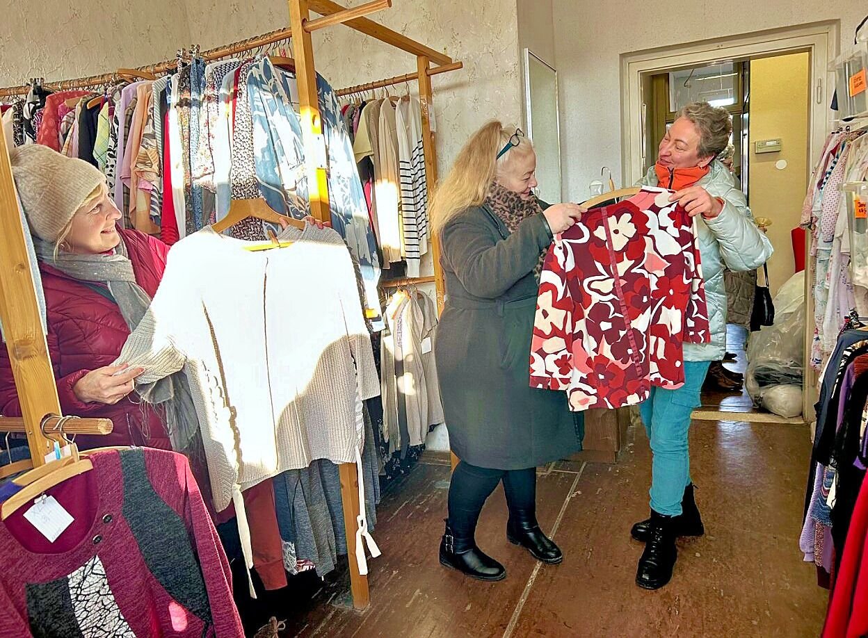 Kleiderkammer Braunsbedra: Wo Bekleidung und Haushaltswaren ein zweites Leben bekommen