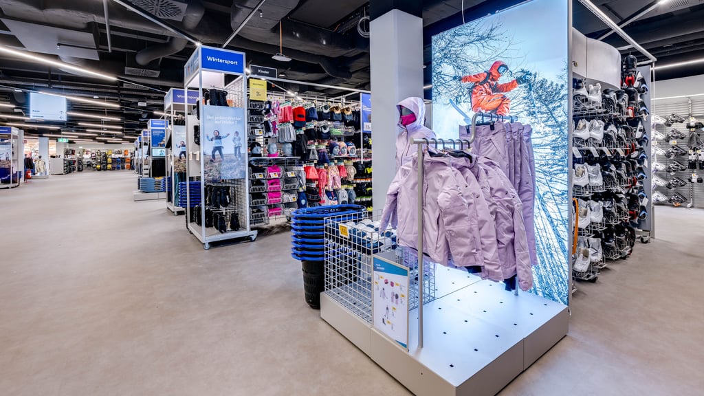 So könnte der neue Decathlon in Halle aussehen. Bisher hat der Sportartikel-Discounter in der Region ein Geschäft im Einkaufszentrum Nova an der A9.