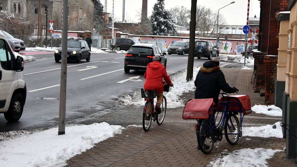 Der Radweg an der Hagenstraße in Haldensleben – Verbindungen zwischen den Ortsteilen fehlen jedoch vielerorts.