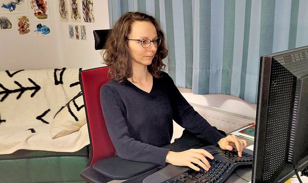 Fantasy-Autorin Elisa Hampe alias "Aria Rauh" ist in Dessau aufgewachsen und wohnt jetzt in Halle.