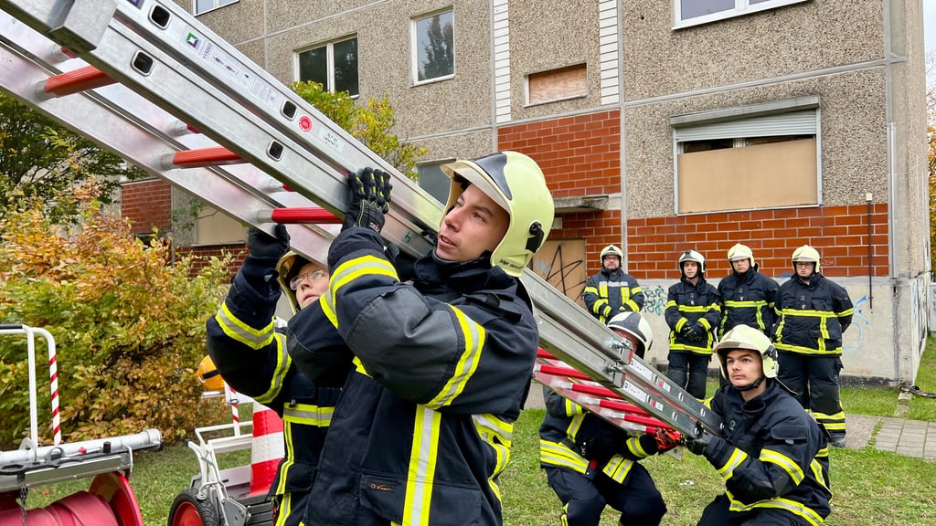 In der Regel sind Einsätze der Feuerwehr kostenfrei. Dies gilt aber nicht bei Fehlalarmen, Vorsatz und grober Fahrlässigkeit.