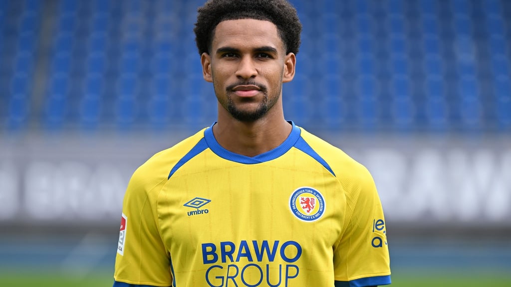 Braunschweigs Sanoussy Ba wird verliehen. (Archivbild)