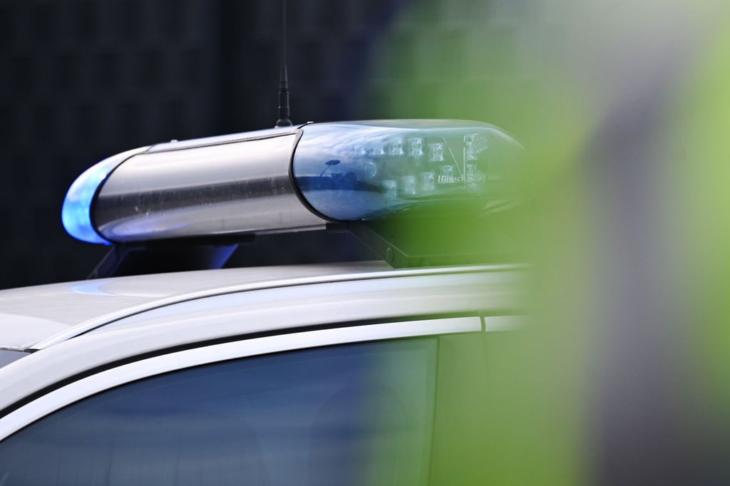 Die Bundespolizei fasst einen international Gesuchten bei einer Grenzkontrolle. (Symbolbild)