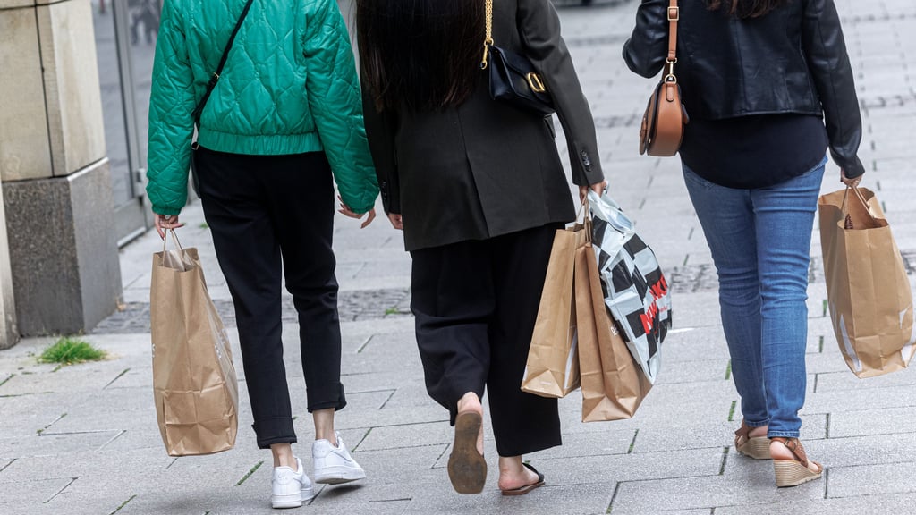 Kaufen macht viele Menschen kurzfristig glücklich. Aber es kann auch zur Kaufsucht werden. 