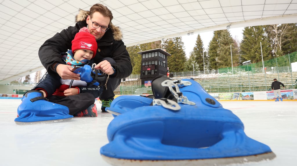 Die Schierker Feuerstein-Arena lockt während der Wintersportwochen mit zahlreichen Angeboten für Familien mit Kindern.&nbsp;