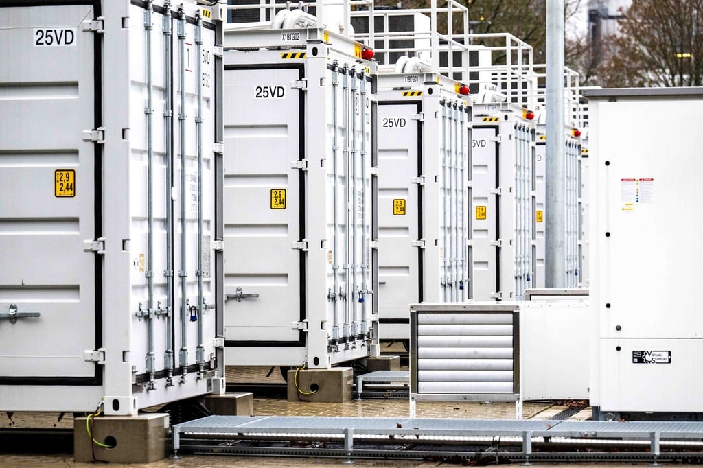 In Lingen betreibt der Energiekonzern RWE bereits einen Batteriespeicher mit 45 Megawatt Leistung. Ein neuer soll 400 Megawatt haben - und der größte in Niedersachsen werden.