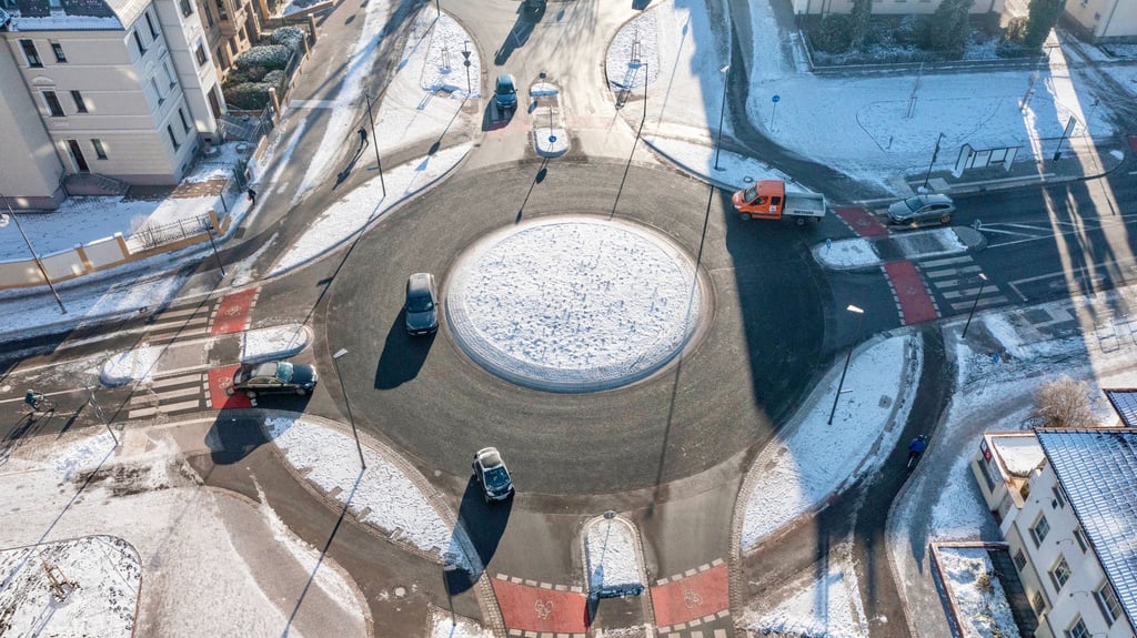 Was läuft am Kreisverkehr Albrechtsplatz falsch? Die Unfälle nehmen zu. 