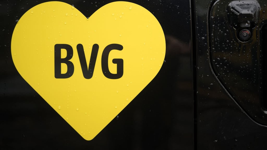 Bei der BVG gehen die Tarifverhandlungen am Donnerstag in die zweite Runde. (Archivbild)