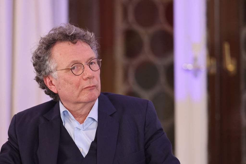 Der Schriftsteller Ingo Schulze kommt 2026 als Poetikprofessor nach Bamberg – im Gepäck hat der 1962 Geborene auch sein neuestes Werk. (Archivbild)