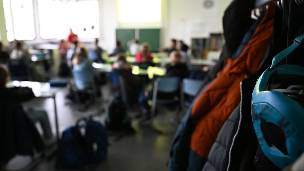 Den Angaben zufolge ging die Gesamtzahl der Schüler in diesem Schuljahr nach einem kontinuierlichen Anstieg seit dem Schuljahr 2010/11 zurück - auch wenn nur minimal. (Symbolbild)