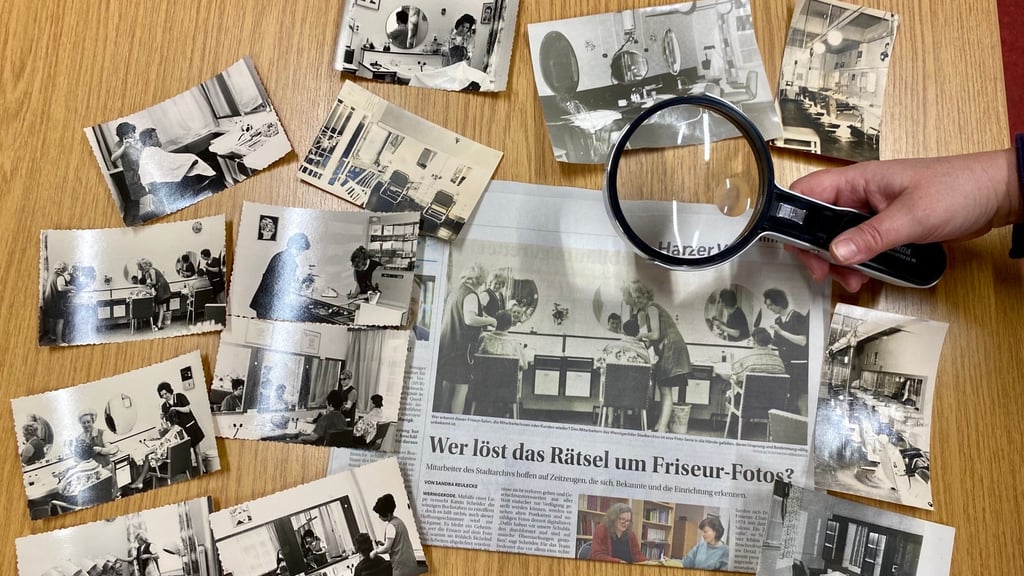 Eine Sammlung von Friseur-Fotos aus DDR-Zeiten gab den Mitarbeitern des Wernigeröder Stadtarchivs Rätsel auf. 