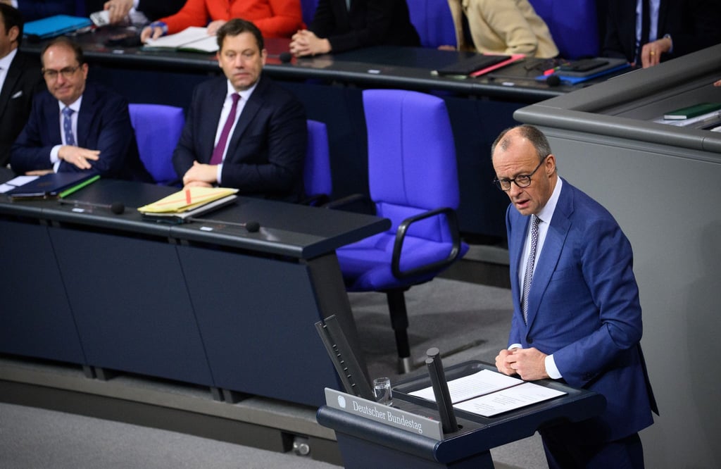 Bundeskanzler Friedrich Merz ruft die europäischen Bündnispartner auf, zu einer eigenständigen Macht in einer neuen Weltordnung zu werden.