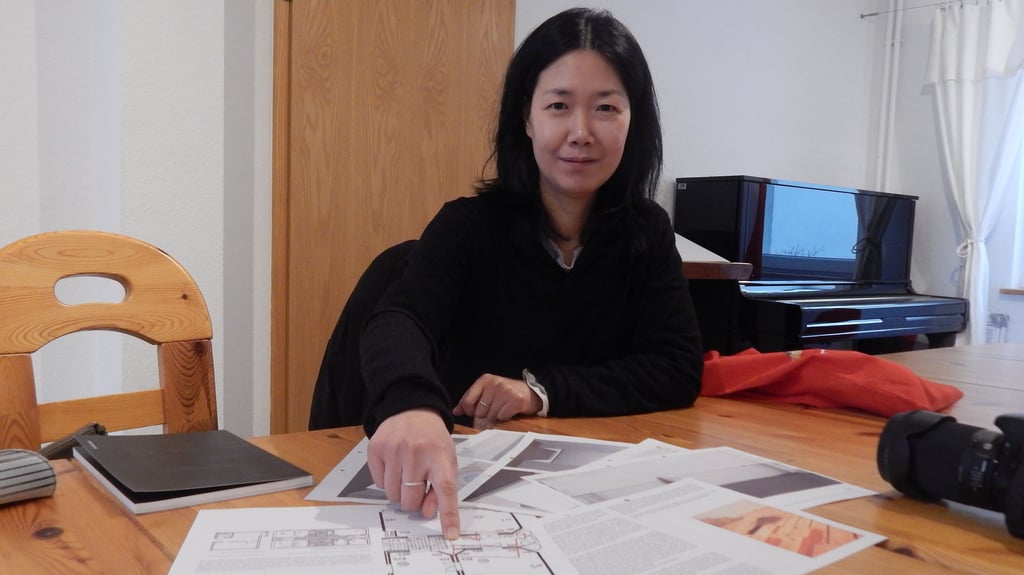 Heekun Kim ist von Januar bis März die neue Stipendiatin im Künstler- und Stipendiatenhaus. Ihre Kunst beschäftigt sich mit den Gegebenheiten von Räumen und ihren Funktionen.