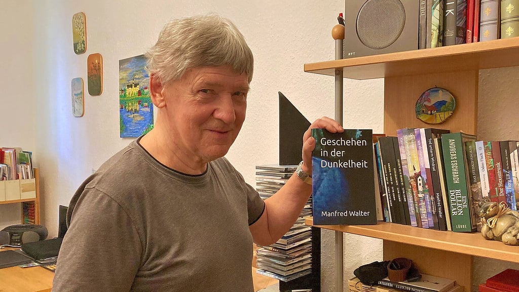 In Wenglers Bücherregal reiht sich das neue Buch als fünfter Coswig-Krimi ein.