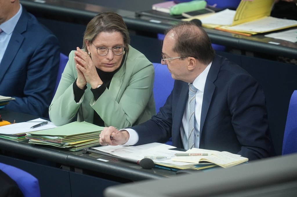 Zur Speicherpflicht für IP-Adressen hat es Gespräche zwischen Justizministerin Hubig (SPD) und Innenminister Dobrindt (CSU) gegeben. (Archivfoto)