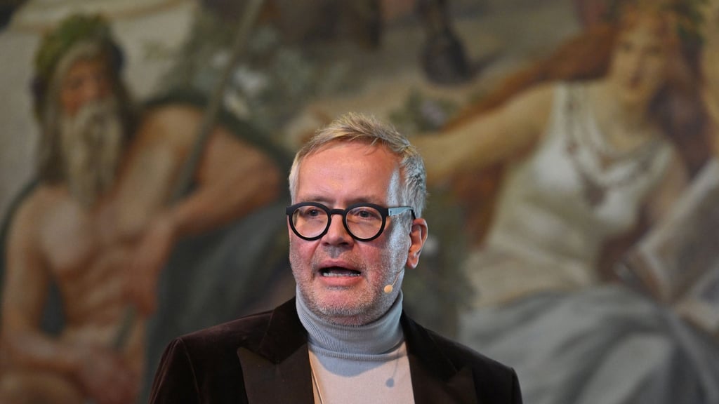 Ansgar Staudinger fordert: Fahrradfahrer sollen nur einen Teil des Schmerzensgeldes bekommen, wenn sie bei einem Unfall keinen Helm aufhatten.