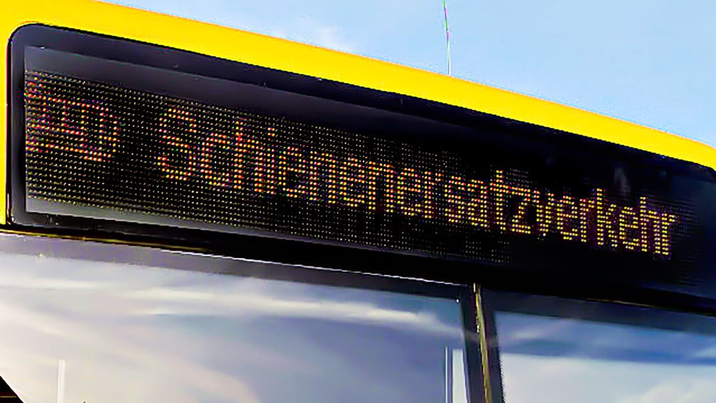 Zwischen Aschersleben und Halberstadt ist vom 31. Januar bis 6. Februar ein Schienenersatzverkehr im Einsatz.