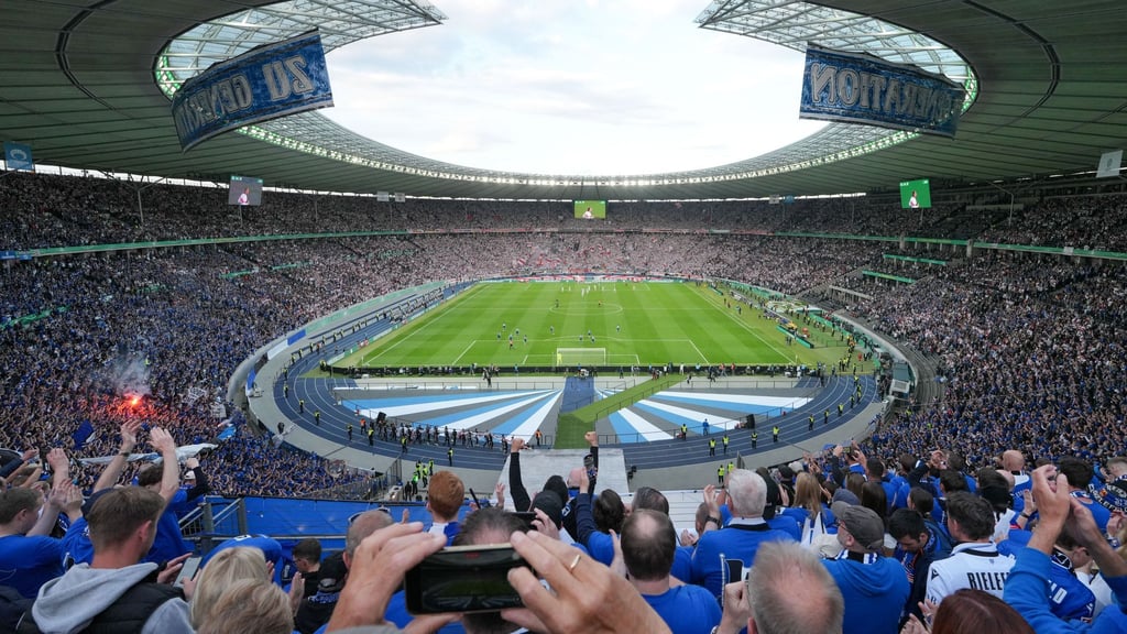 Das DFB-Pokalfinale bleibt wohl bis mindestens 2030 in Berlin. (Archivbild)