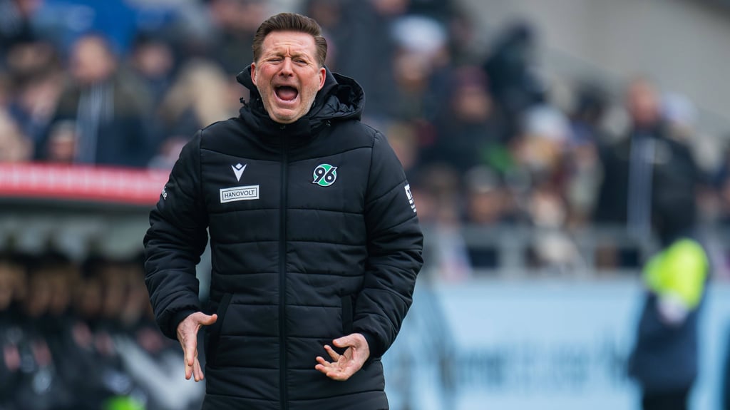 Christian Titz musste sich in der laufenden Saison schon häufig über sein Team bei Hannover 96 ärgern.