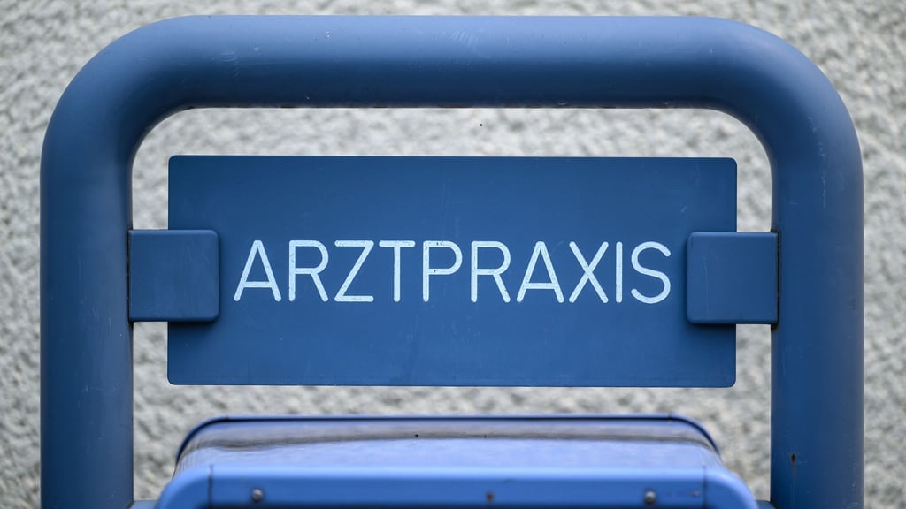 Die Vergütung der Krankenfahrten für Versicherte von Ersatzkassen ist ebenfalls geregelt (Archivbild).