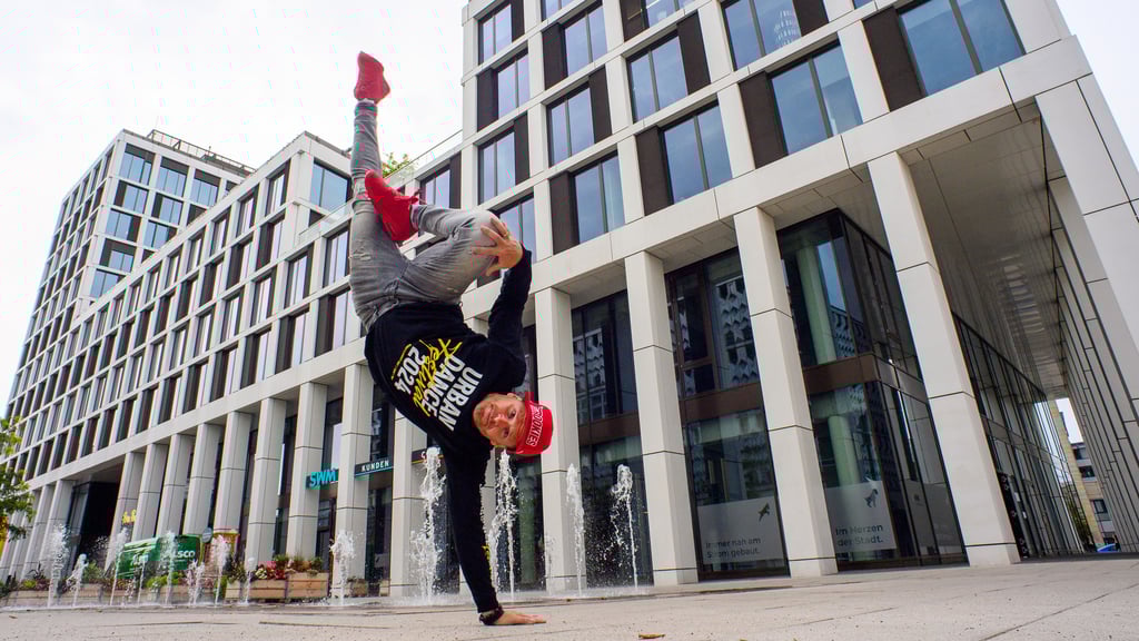Breakdance-Weltmeister und Kopf der Gruppe „Da Rookies“ Nils Klebe hat in Magdeburg eine neue Veranstaltungsreihe für Tanzwütige ins Leben gerufen.