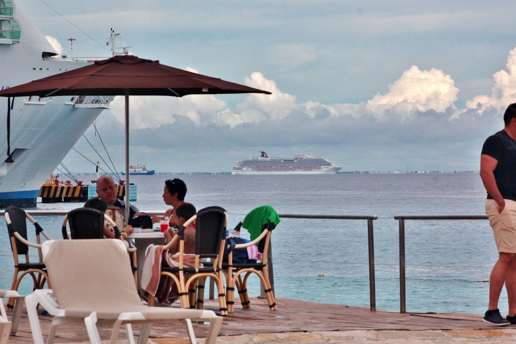 Kreuzfahrtpassagiere aufgepasst: Seit Januar 2026 sind Einfuhr und Verkauf von Vapes und E-Zigaretten in Mexiko verboten, auch für Touristen.