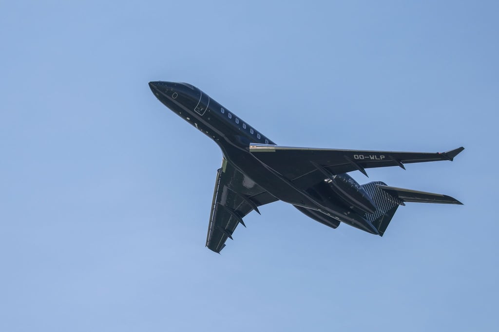 US-Präsident Donald Trump droht Kanada mit einem neuen Strafzoll, was wohl vor allem den Flugzeughersteller Bombardier treffen würde. (Symbolbild)