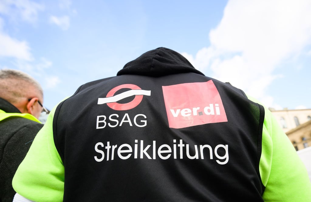 Bei der Bremer Straßenbahn-AG (BSAG) ruft Verdi am Montag zum Warnstreik. (Archivfoto)