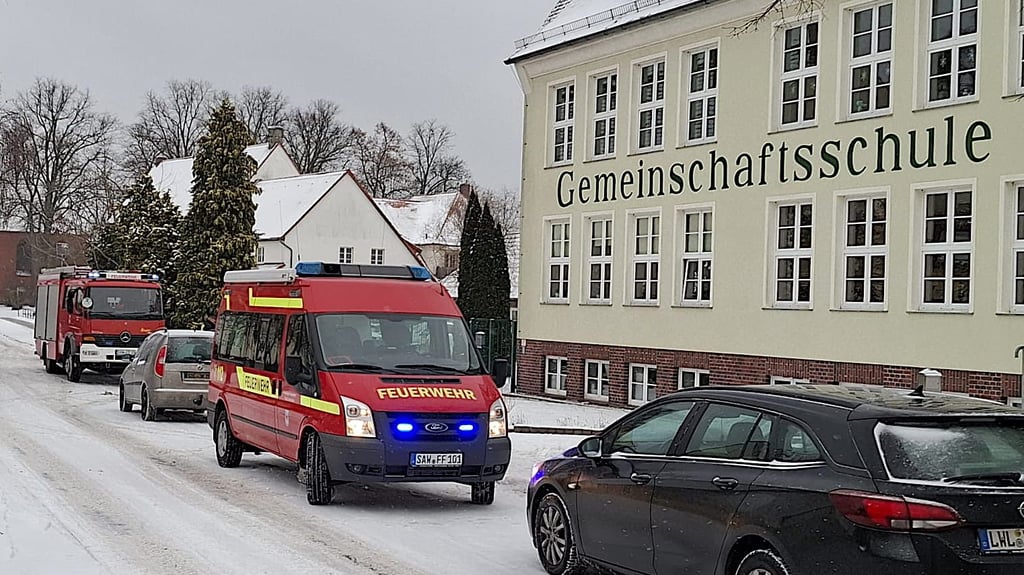 Die Arendseer Feuerwehr wurde wegen eines Brandmeldalarms an der Fontaneschule alarmiert, musste aber nicht löschen.