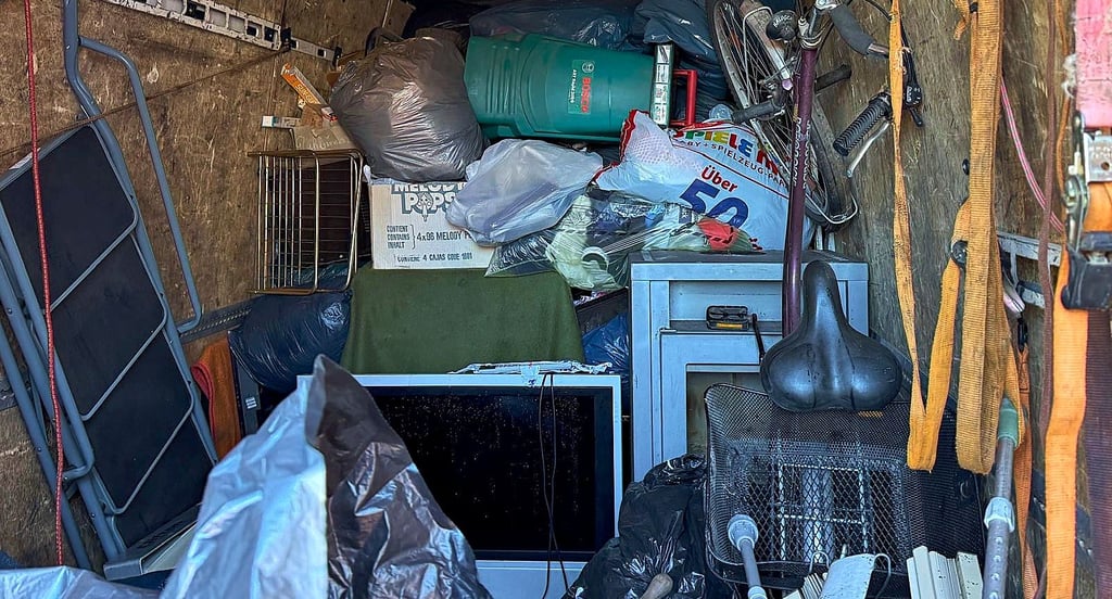 Die Ladefläche des im November  kontrollierten Schrottsammlers. Der Fahrer soll nun fast einen Ordnungsamtmitarbeiter angefahren haben.