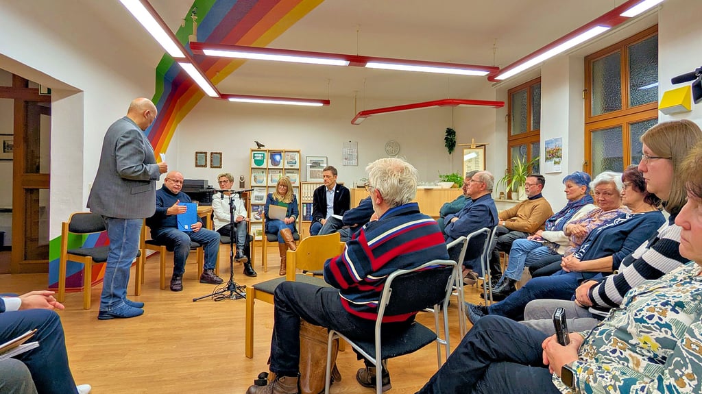 Bei bestimmten Anfragen arbeite man schon gut zusammen, betonten die Vertreter der Merseburger Archive. 