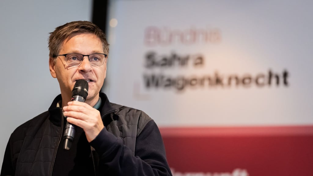 Der Generalsekretär des BSW, Oliver Ruhnert, sieht mit dem Entzug der Doktorwürde einen Makel für Thüringens Ministerpräsidenten Mario Voigt (CDU). (Archivbild)