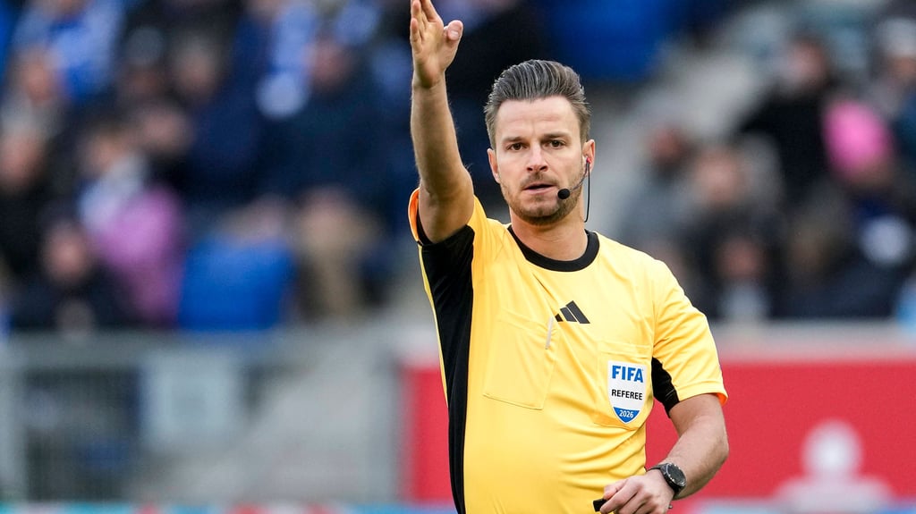 Daniel Schlager leitet das RB-Heinspiel gegen Mainz.