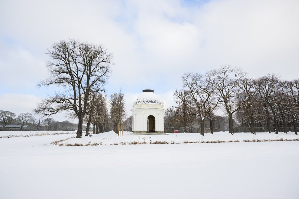 Auch am Wochenende können sich Bewohner in Niedersachsen auf kaltes Winterwetter einstellen. (Archivbild)
