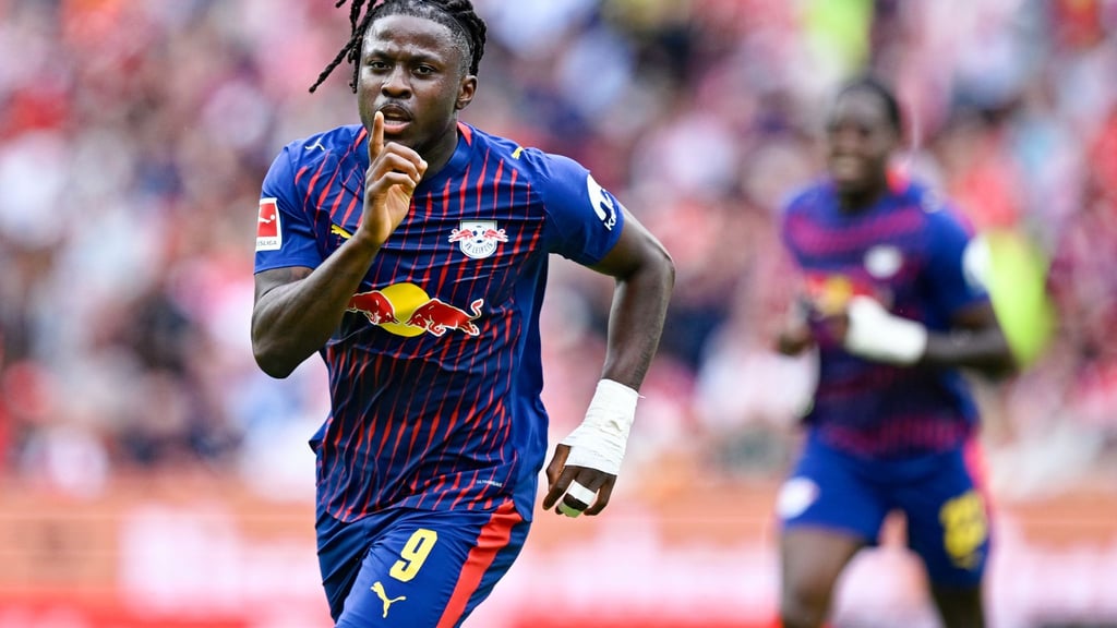 Leipzigs Johan Bakayoko traf im Hinspiel in Mainz.