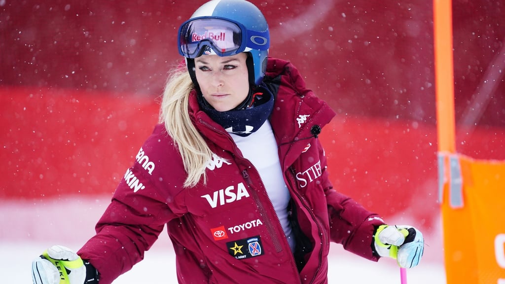 Lindsey Vonn bei der Besichtigung der Abfahrt in Crans-Montana am Freitag.