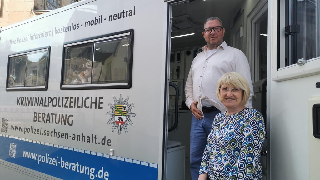 Martina Schulze und die Freunde fürs Leben werden den Präventionsbeauftragten und Kriminaloberkommissar Hubatschek im Sommer begrüßen können. 