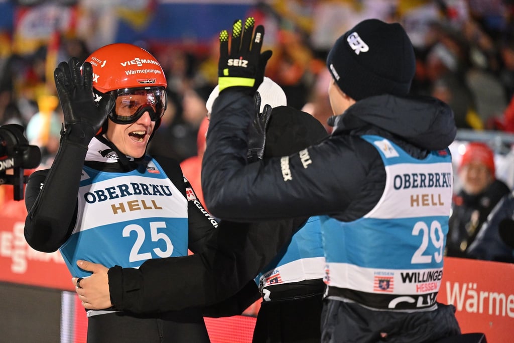 Karl Geiger (l) und Andreas Wellinger (r) hatten in Willingen Grund zur Freude.